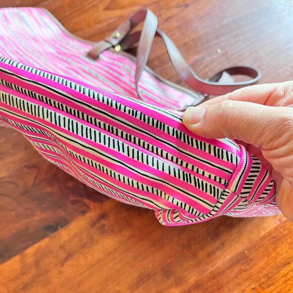 Fossil Pink Rachel Tote Tote Bag With Leather Straps & Key Charm - Picture 2 of 7